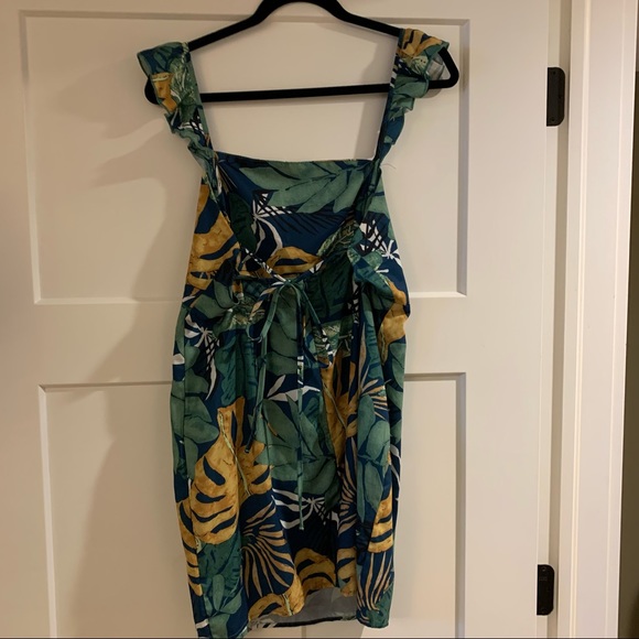 🦋2/$15🦋 Shein Tropical Print Mini Dress - Picture 2 of 3
